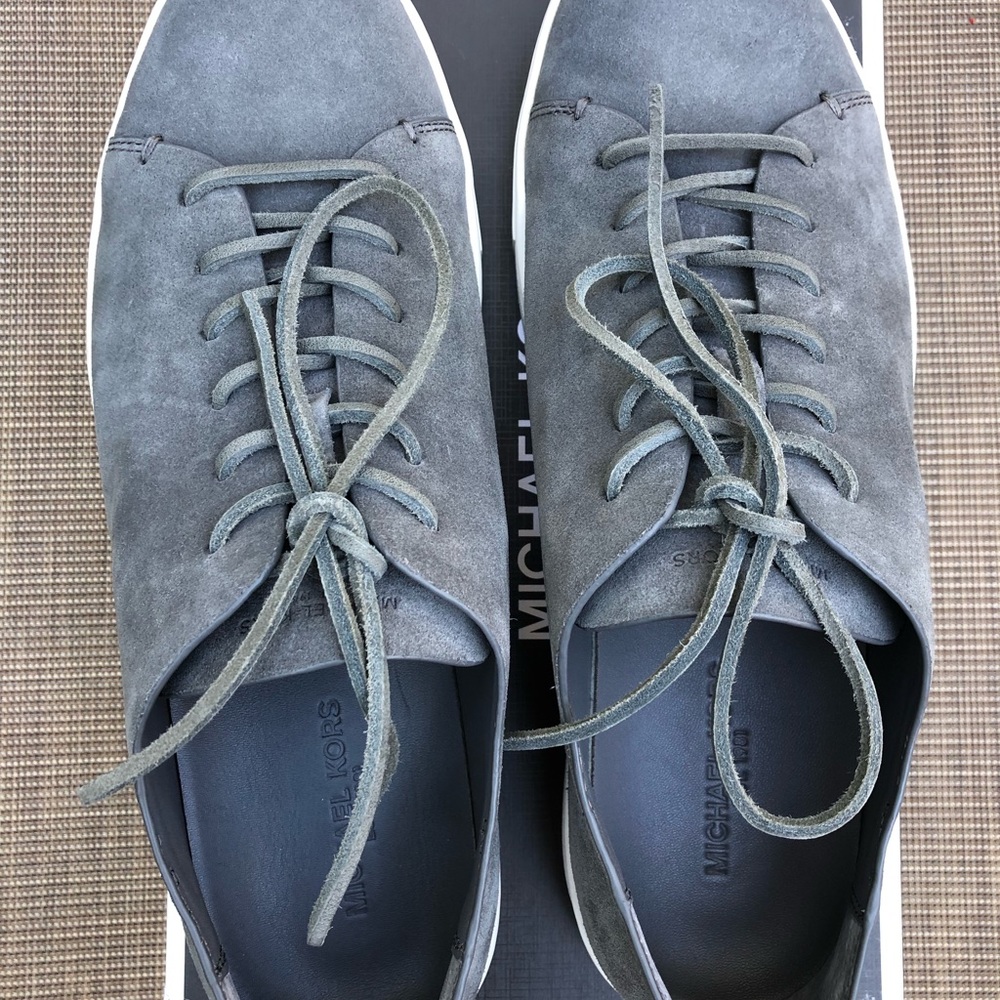 Michael Kors Jared sneaker. Gray, size 11. Brand new. - Picture 5 of 7